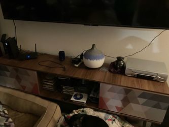 Tv stand