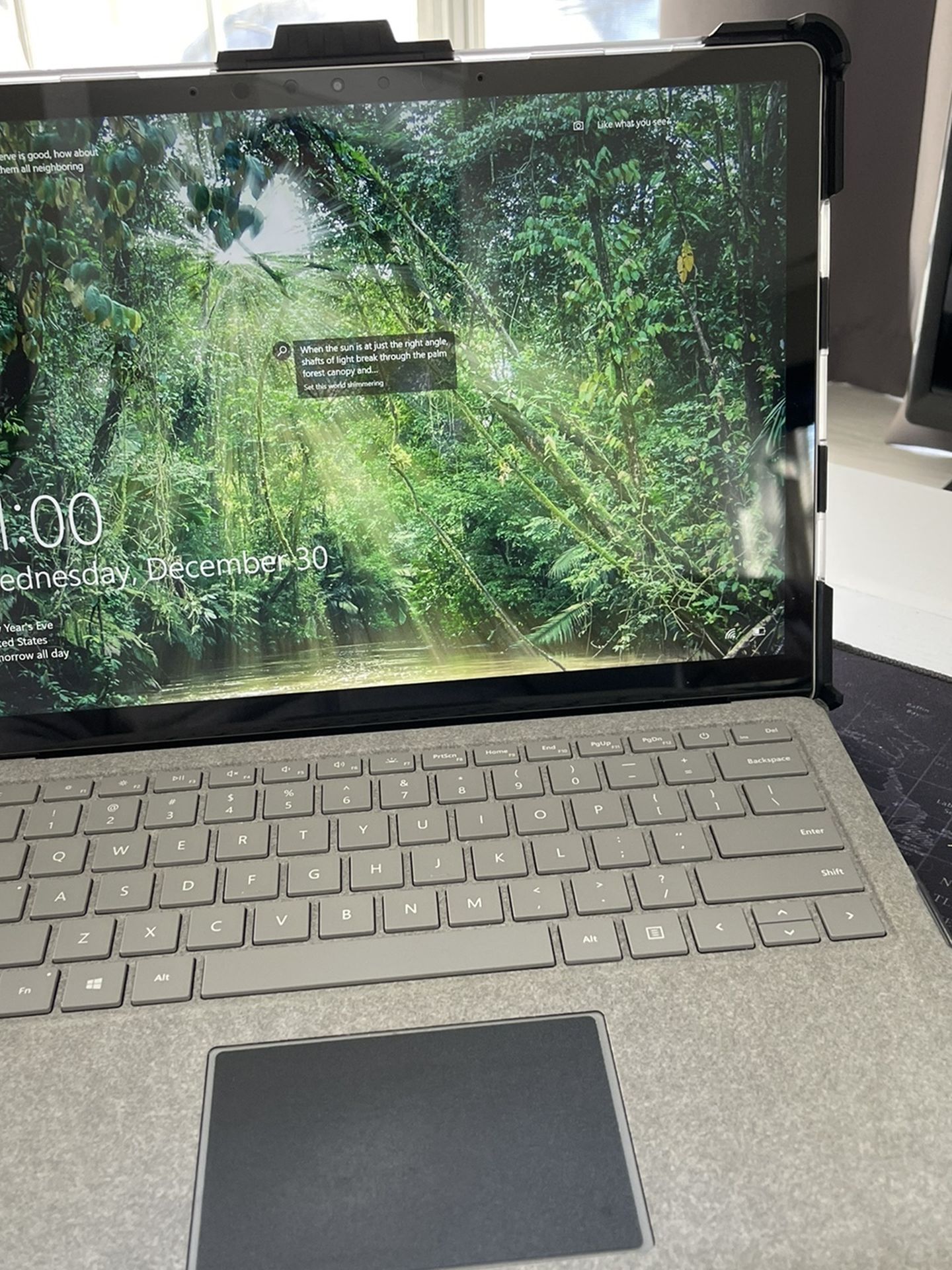 Microsoft Surface Laptop Gen 1 (2017)