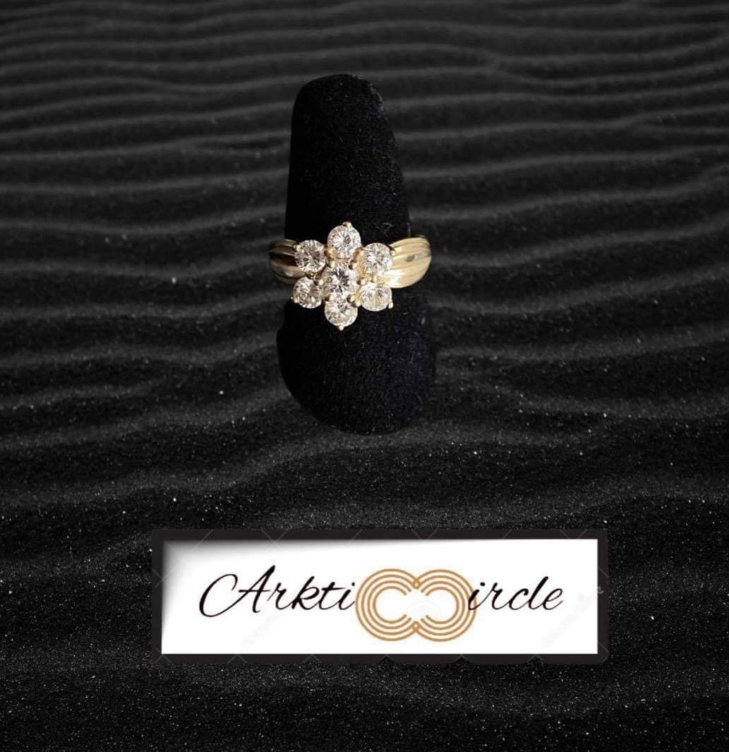 10k Flower Ring