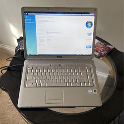 HP Laptop Inspiron 1522