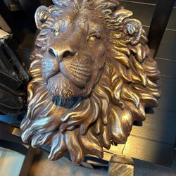 2 Big lion Heads Decorations 