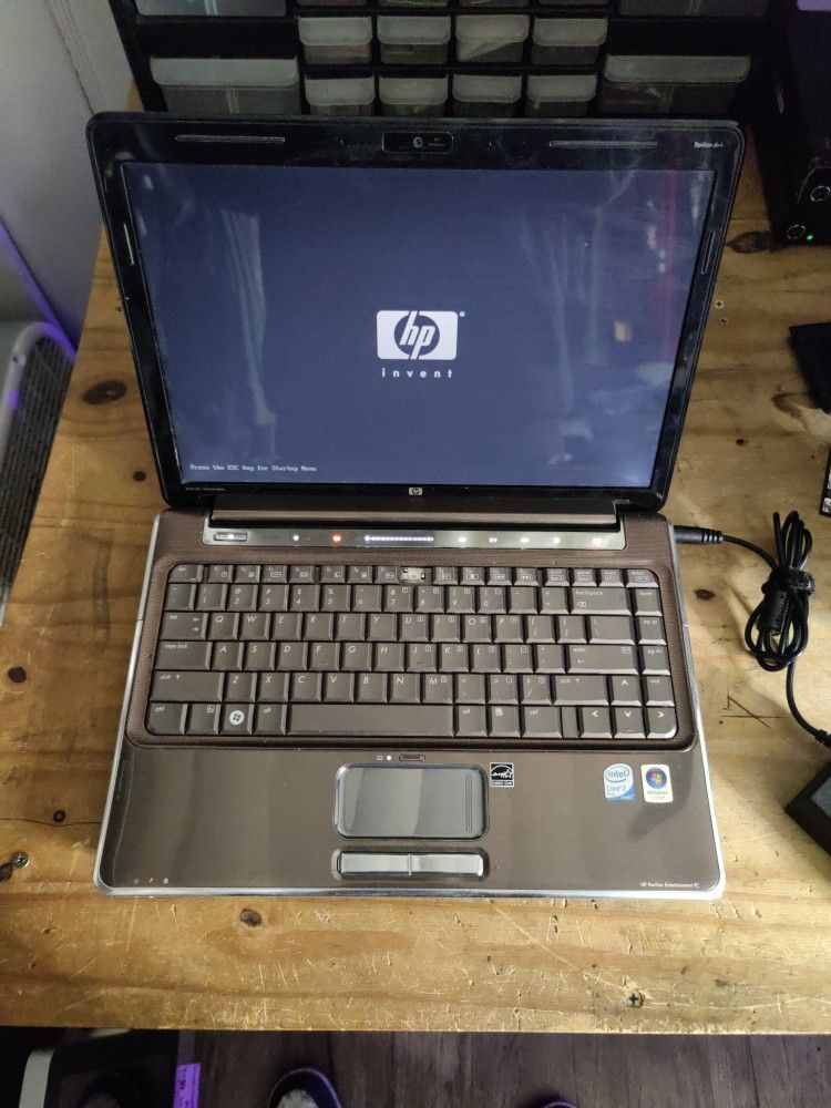 For Parts HP Pavilion DV4-1287CL 14.1" Laptop Intel Core 2 Duo T6400 @ 2.0 GHz 1 GB RAM No HDD No OS
