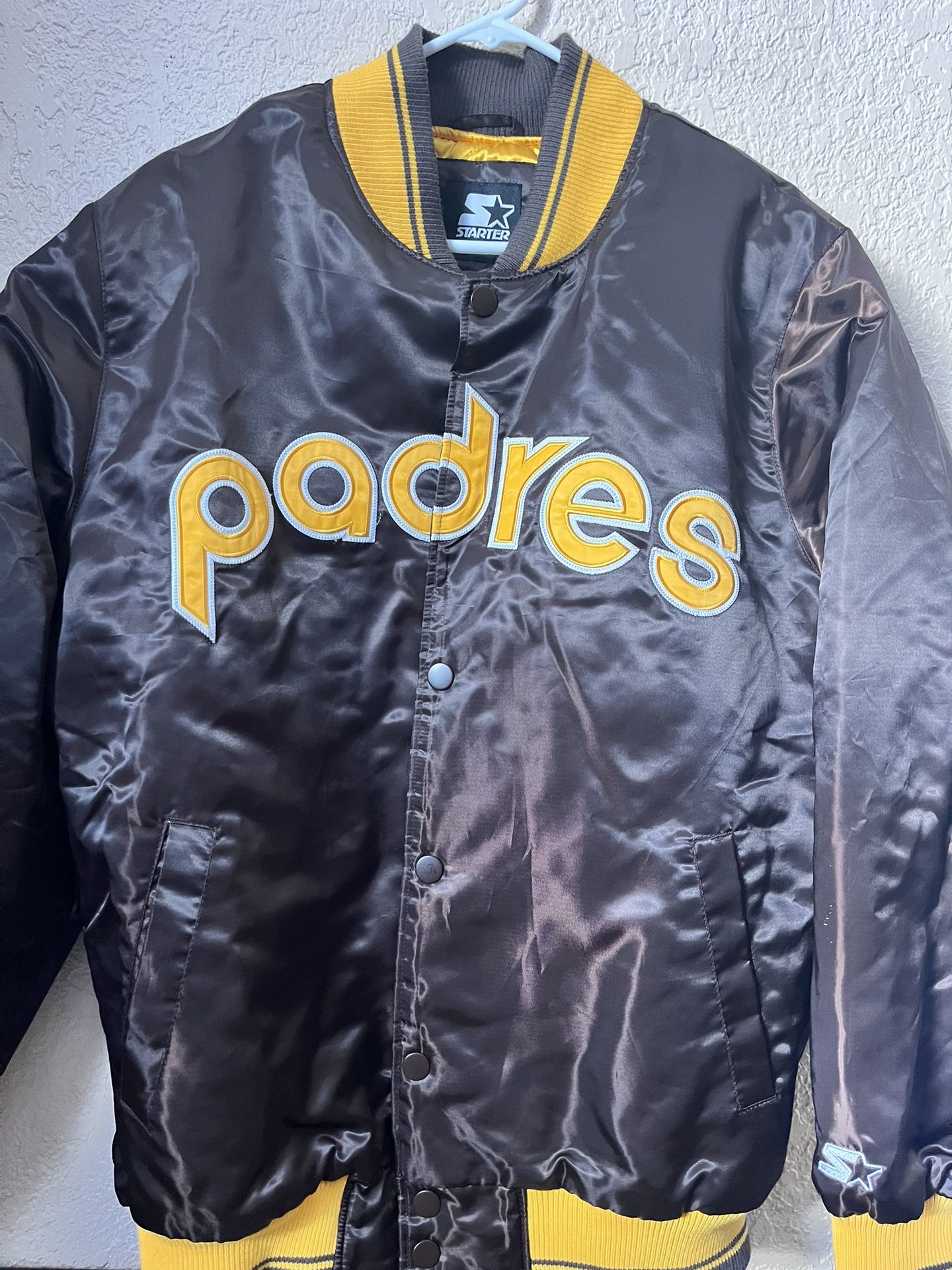 San Diego Padres Starter Brown & Gold Jacket for Sale in San Diego, CA -  OfferUp