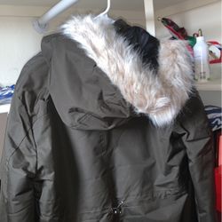 Medium Puffer Coat