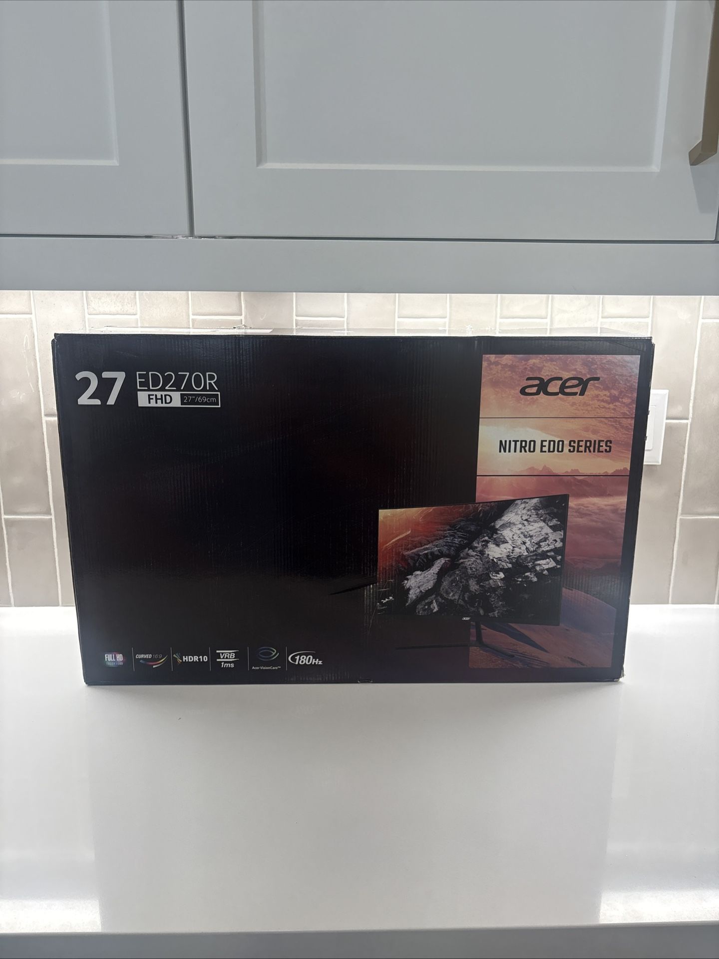 Acer Nitro ED270R 27" Curved FHD Monitor 180Hz 1ms AMD FreeSync Premium