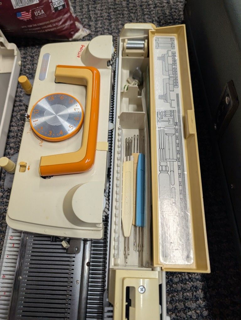 Studio 360k Knitting Machine