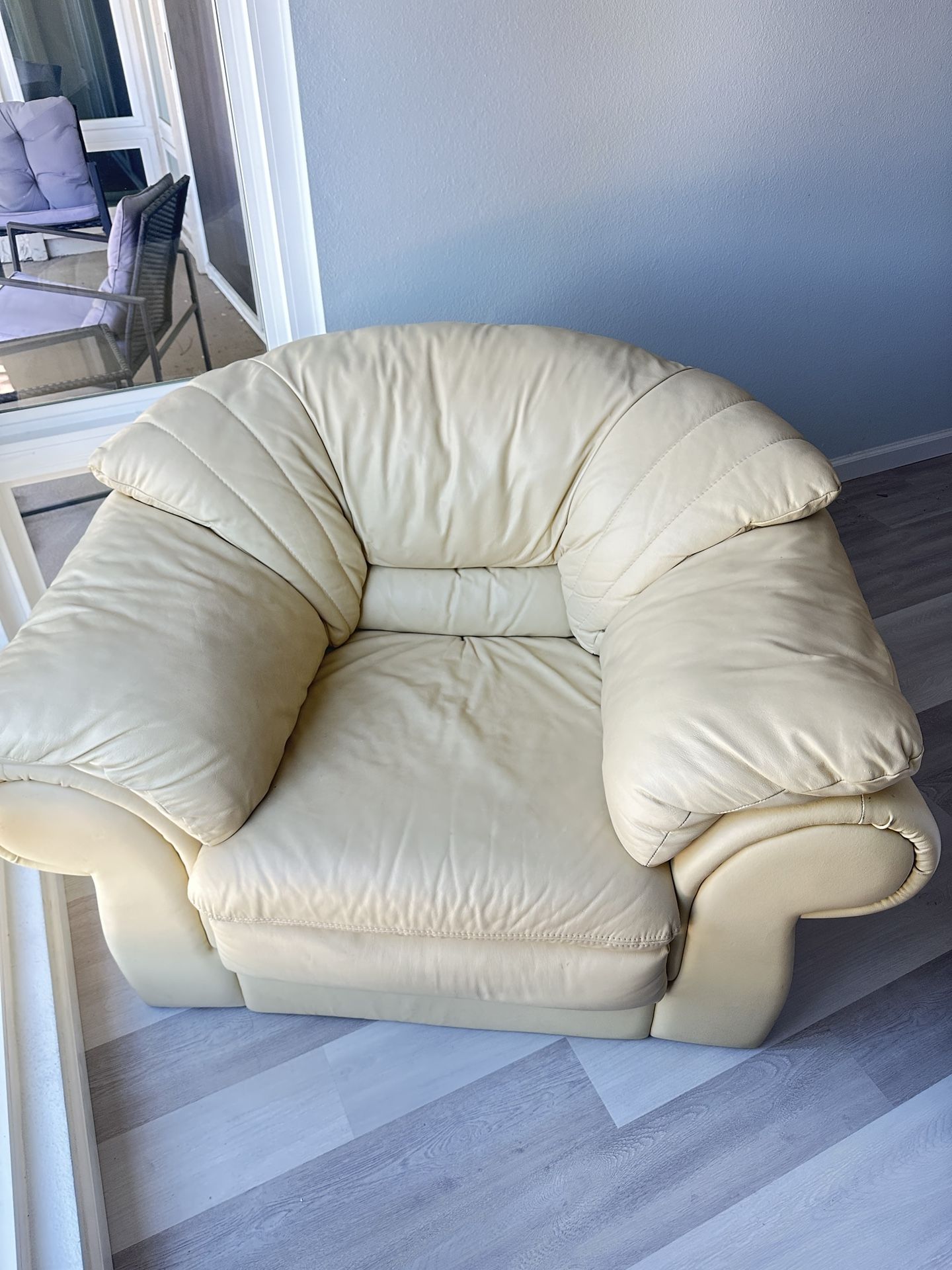 Oversized Yellow/Cream Leather Reading Chair