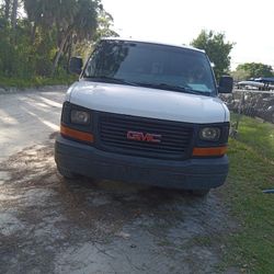 2003 GMC Savana