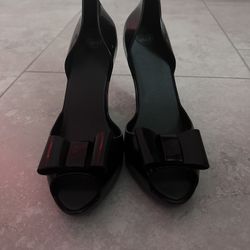 Mel Dreamed by Melissa Women's Chantilly jelly sandal in black  #blackheels #mel