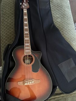 Acoustic Bass Guitar Fender Kingman