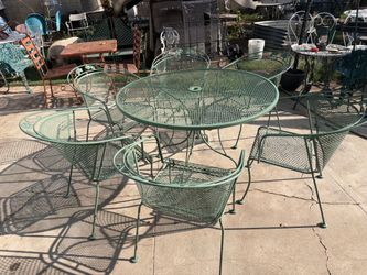 7 pieces vintage patio set