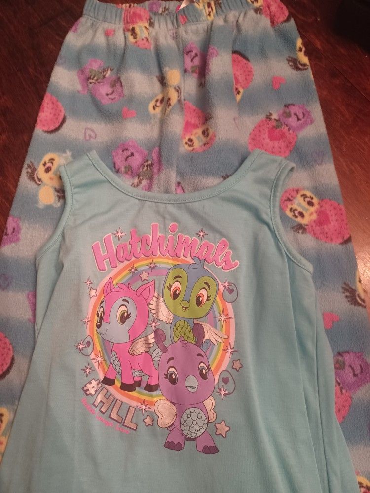 "Hatchimals Sleepwear/Pajamas"