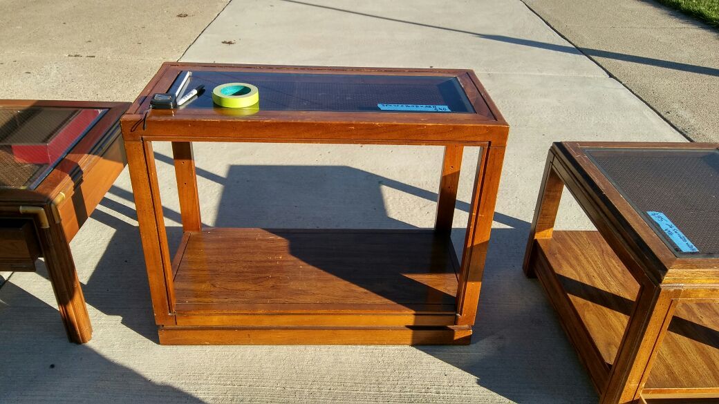 Wood console and 2 end tables