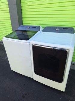Samsung Washer & Gas Dryer Set