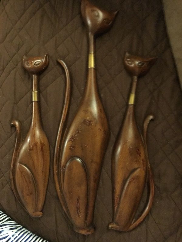 “3” Mid Century Modern Sexton Siamese Cat’s. HELD FOR SATURDAY PICK-UP
