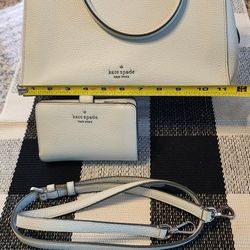 Kate Spade Purse & Wallet 