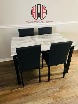 5 Pc Dining/ Dinette Set Black/ white