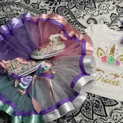 Tutu Sets, Balloon Garlands, Party Setup