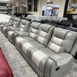 Sofa, sofa de dos plazas y sillón reclinable nuevo en su caja,con súper descuento 50% al 75% 