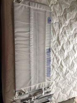 Regalo hide away bed rail extra long