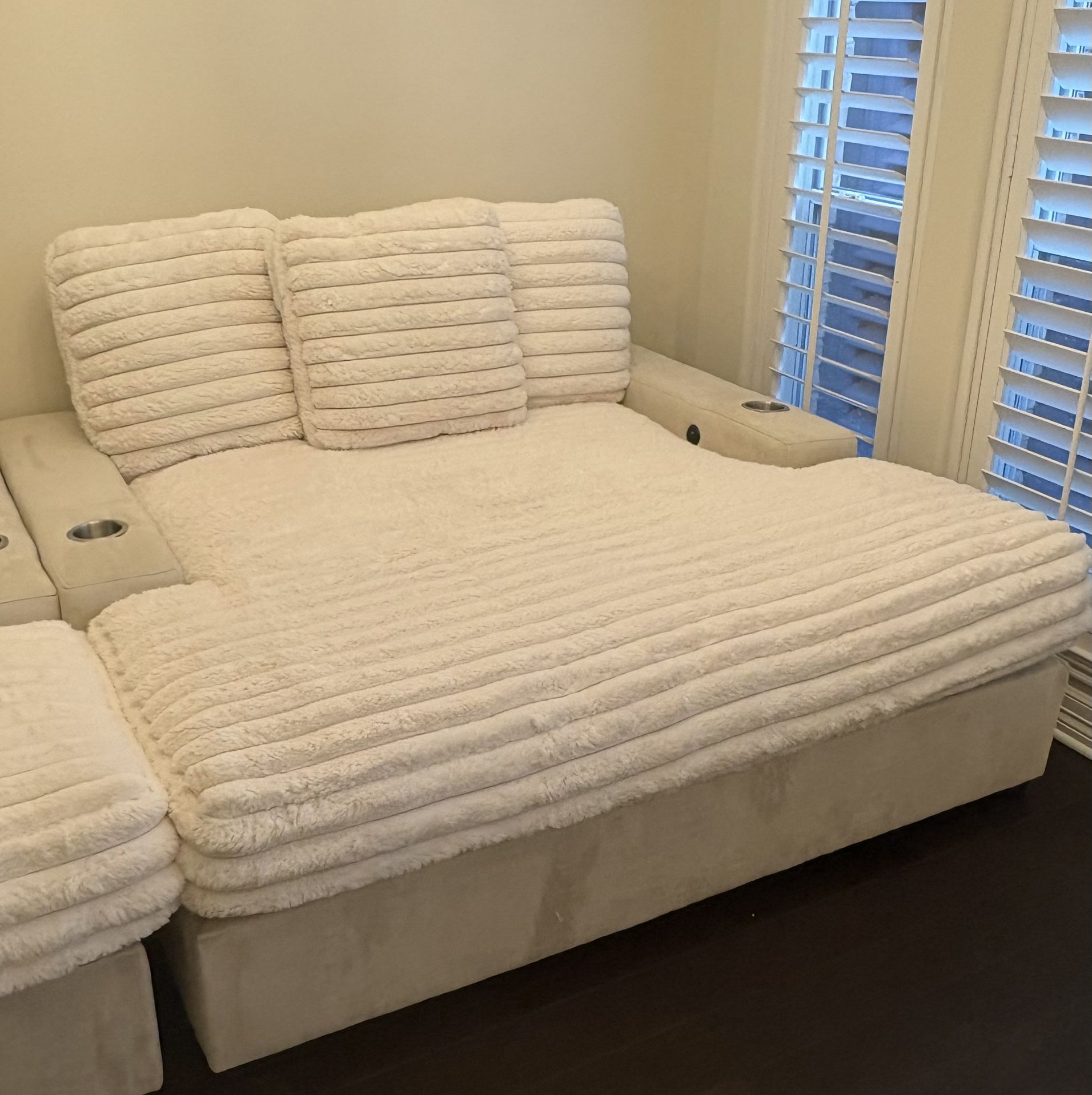 Chaise Lounge Chair