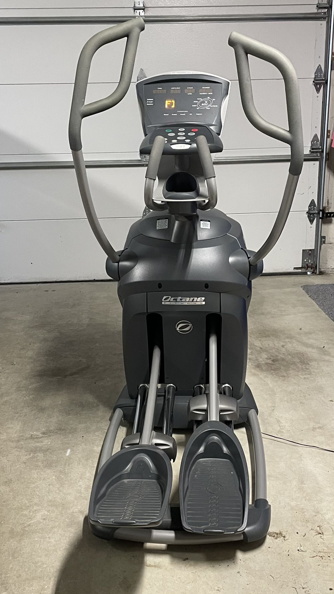 OCTANE Elliptical Trainer Q37