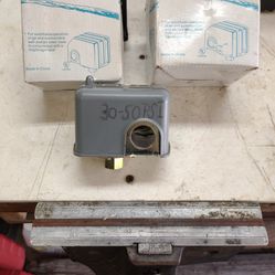 Three Well Water Pressure Switches 