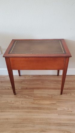 Side Table -- Great DIY project