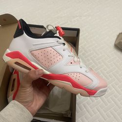 Jordan 6 Retro Low