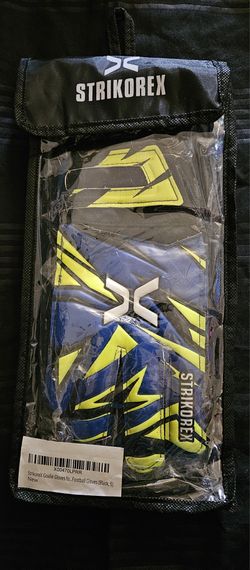 StrikoreX Goalie Gloves Size 5 New in package
