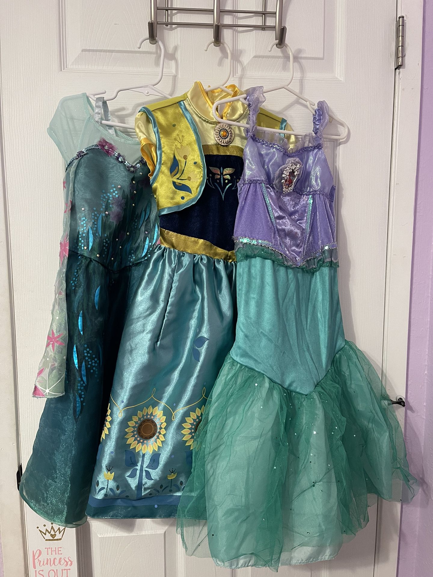 3 Disney Princess Dress Up Costumes. Size 4t. Elsa, Anna, Ariel