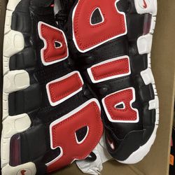 Nike Air More Uptempo GS Size 5y