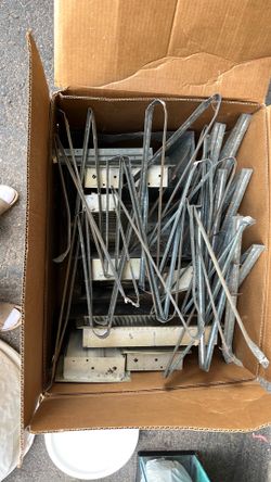 FREE Wood and metal scraps