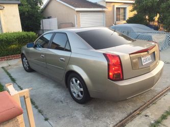 2003 CTS Cadillac con 60.000 millas todo le trabaja por $$6,500