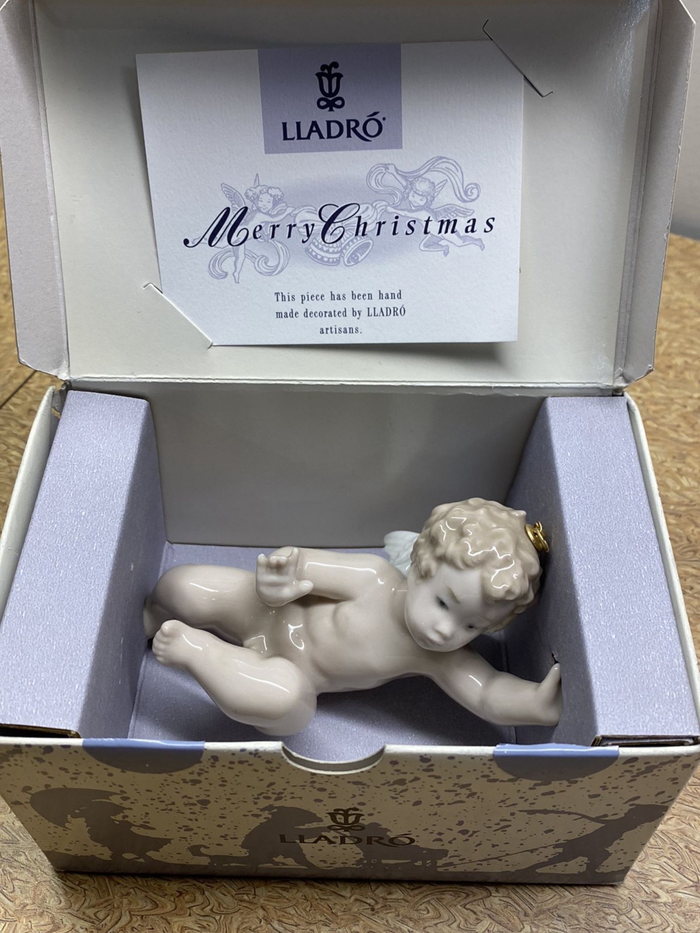 Lladro Ornament 6253 Surprised Cherub Angel In Box