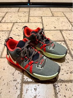 Nike