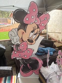 Large Minnie Mouse Party Decoration / Standee – $50 OBO