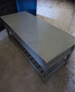 Entry way bench