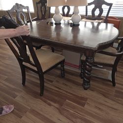 Dinette table and 8 chairs
