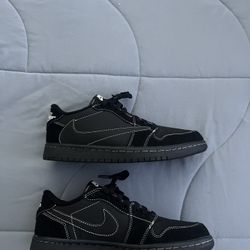 Travis scott x Air jordan - Size 8