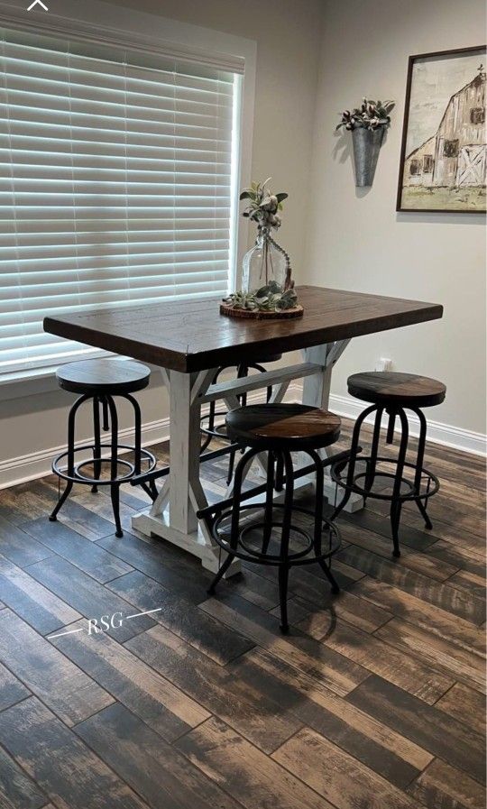 Counter High Table And Bar Stools ⭐$39 Down Payment with Financing ⭐ 90 Days same as cash