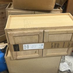 30”x 18” wall cabinets(4 cabinets. Brand new