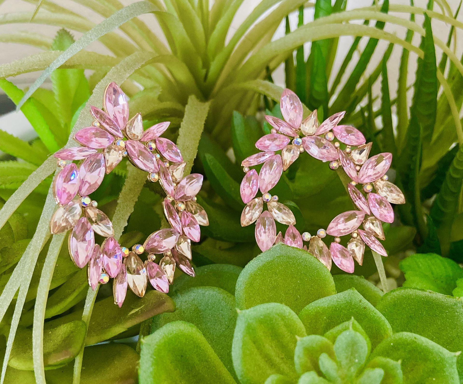 Pink Colorful Fashion Wreath Earrings