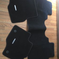 17-25 Ford Super Duty Crew Cab Carpet Floor Mats