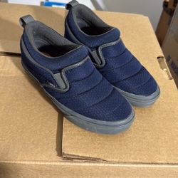 Vans Quilted Slip-On Shoes Blue Men’s 7 / Women’s 8.5 – Excellent Condition