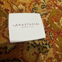 Anastasia Hi Lighter 