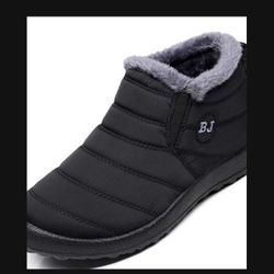 Warm Ankle Women Boots Size 8.5 Brand New