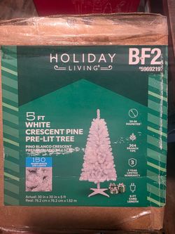 Holiday Living 5 ft White Pre-Lit Christmas Tree