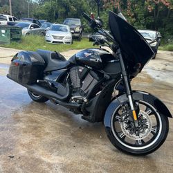 2015 Victory Cross Country Touring
