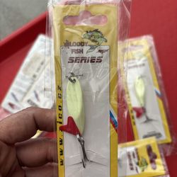 Saltwater sequin lure
